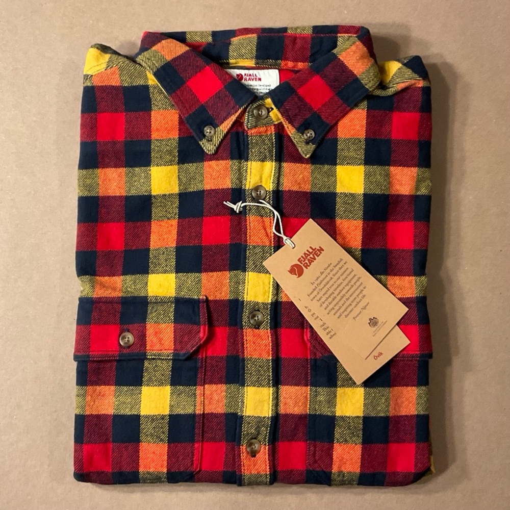 NWT Fjallraven Heavy Flannel Button Down Shirt Mens size Large Slim